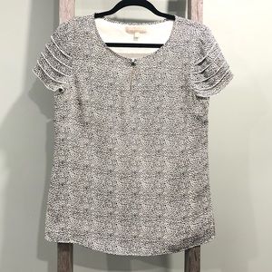 Banana Republic Ruffle Sleeve Keyhole Blouse Sz 8